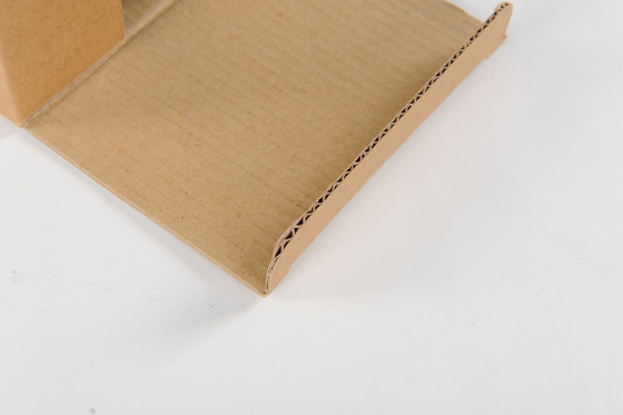 UV-gecoate verpakkingsdoos van recyclebaar papier milieuvriendelijk en duurzaam met vakmanschap